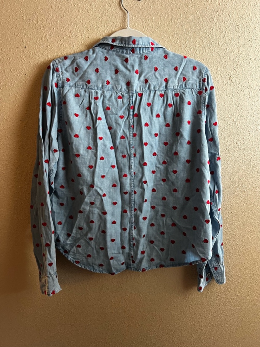 Velvet Heart Tencell Embroidered Heart Chambray Denim Top Size Large - Picture 6 of 6